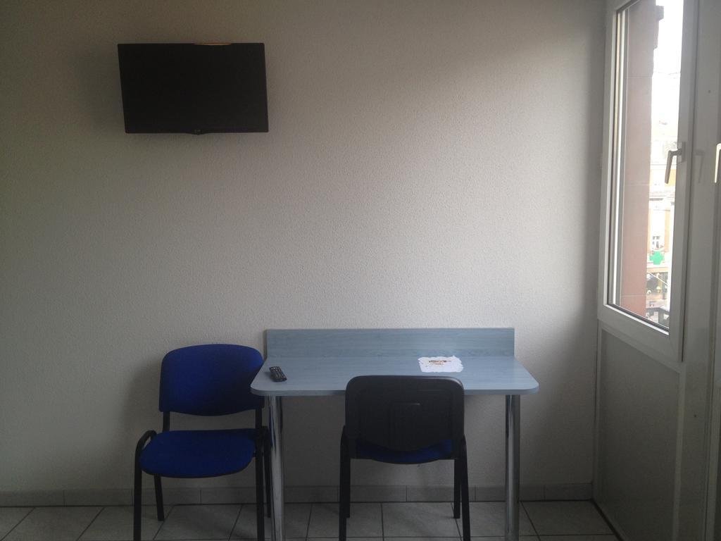 Hotel Le Strasbourg Mulhouse Habitación foto
