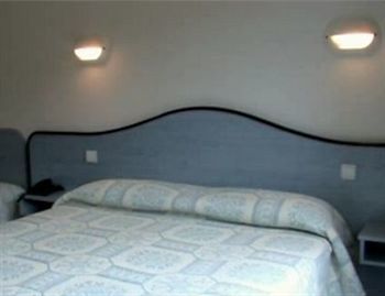 Hotel Le Strasbourg Mulhouse Exterior foto